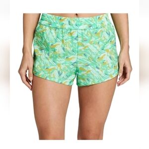 DSG Shorts Mid Rise Stride Run Camo Green Size Women's Small NWT